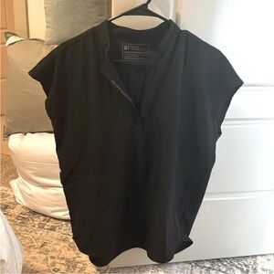 Rafaela medium black scrub top